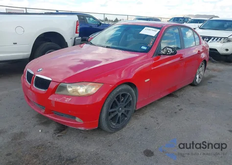 2007 BMW 328Xi из США, поврежденный, VIN WBAVC73557KP31399